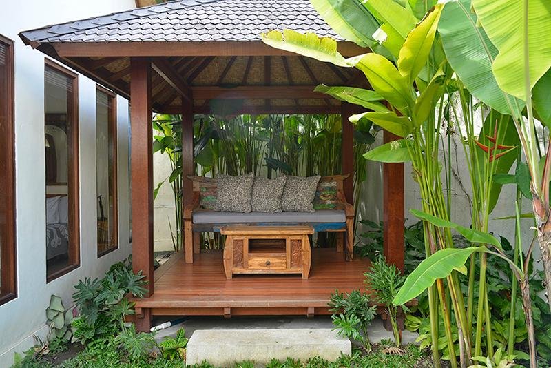 Detail Tempat Duduk Depan Rumah Nomer 39