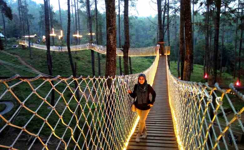 Detail Tempat Foto Bagus Di Bandung Nomer 14