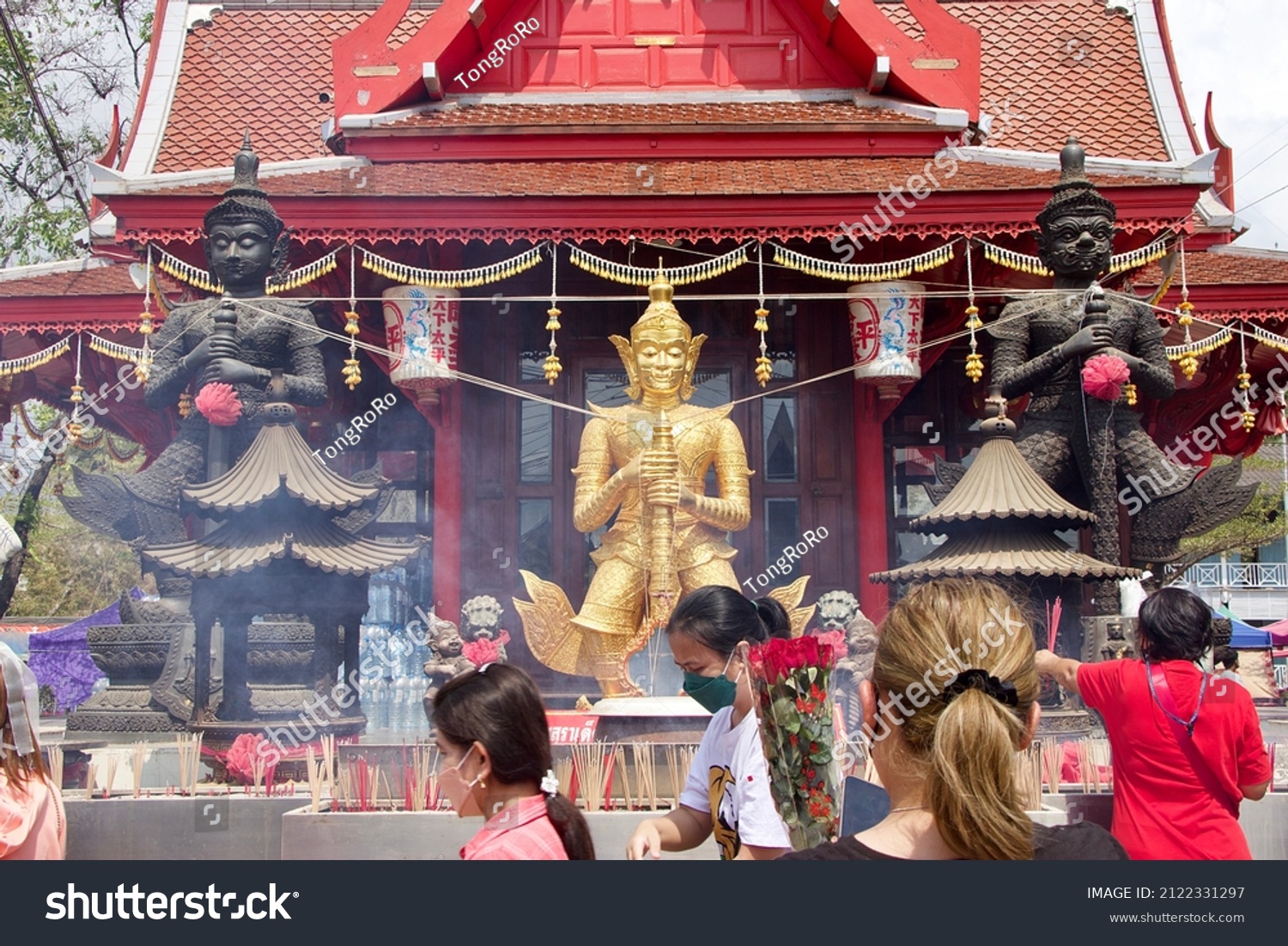 Detail Tempat Ibadah Di Thailand Nomer 15
