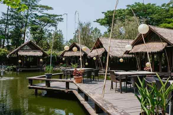 Detail Tempat Makan Dengan Pemandangan Indah Di Jakarta Nomer 30