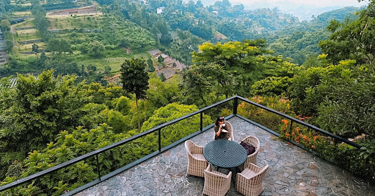 Detail Tempat Makan Pemandangan Indah Di Bandung Nomer 3