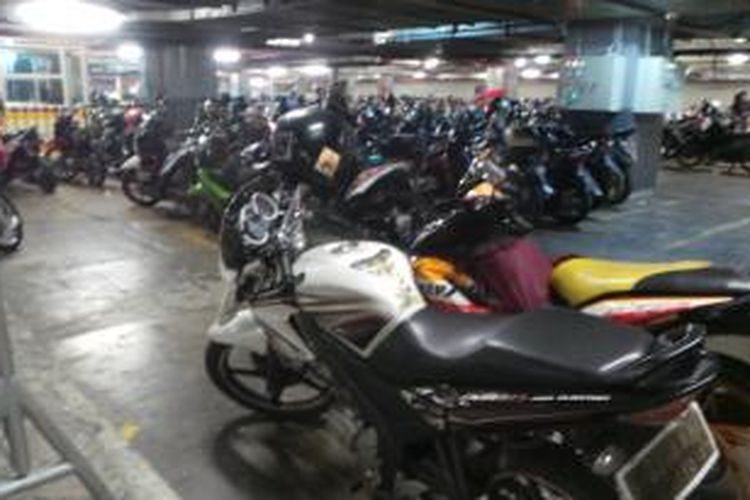 Detail Tempat Parkir Sepeda Motor Nomer 46