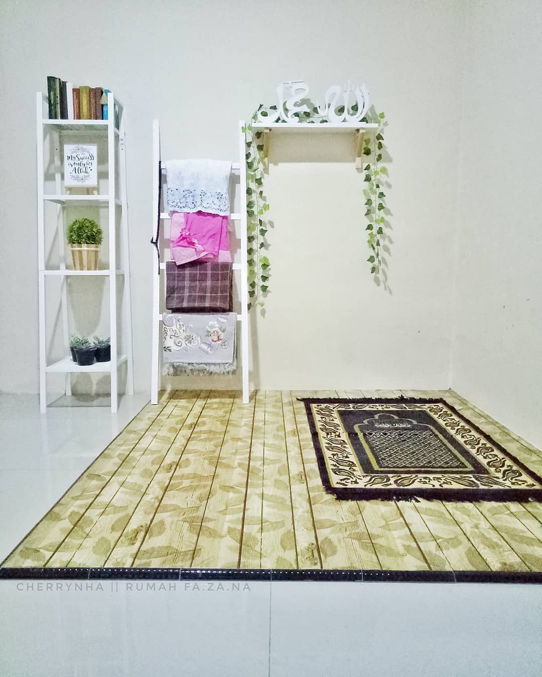 Detail Tempat Sholat Di Rumah Nomer 4