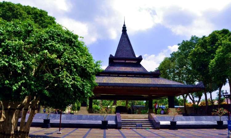 Detail Tempat Wisata Di Blitar Jawa Timur Nomer 24