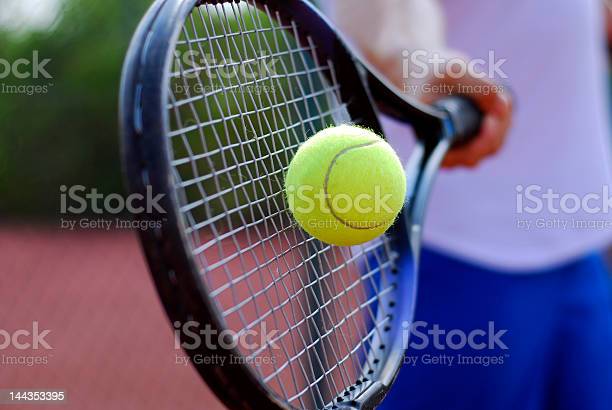 Detail Tennis Racket And Ball Images Nomer 40