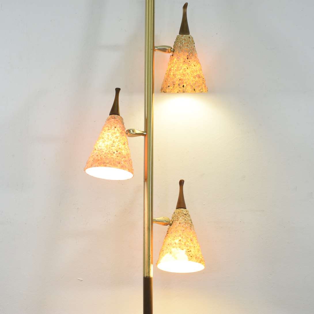 Detail Tension Pole Lamp Shades Nomer 33