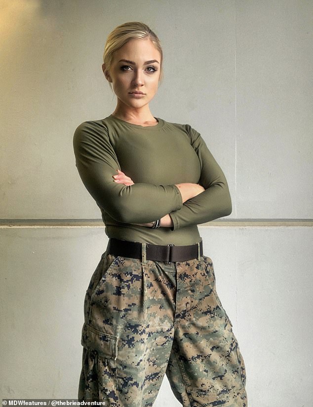 Detail Tentara Wanita Amerika Nomer 19