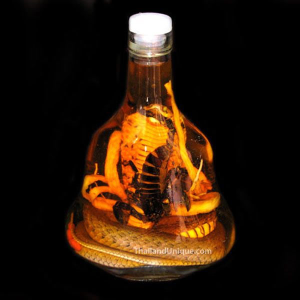 Detail Tequila With Cobra In Bottle Nomer 16