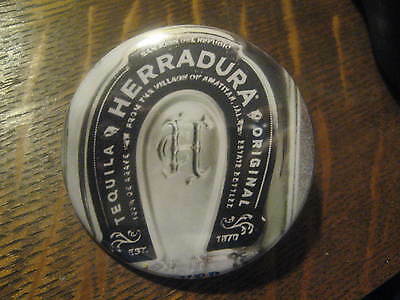 Detail Tequila With Horseshoe On Label Nomer 22