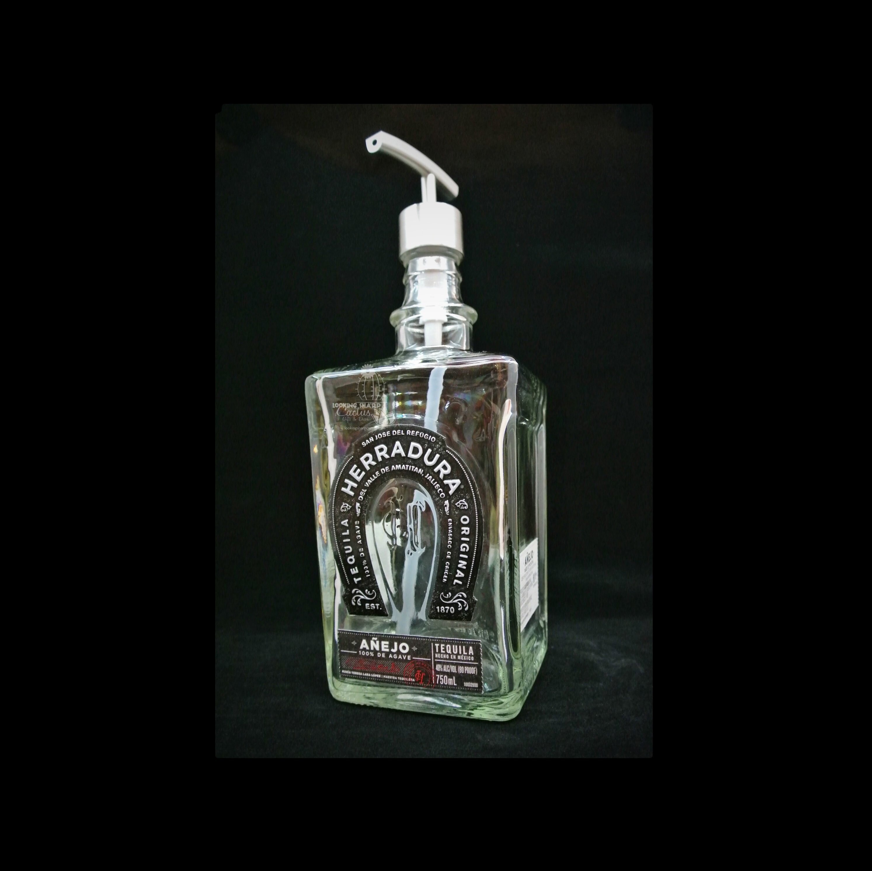 Detail Tequila With Horseshoe On Label Nomer 29