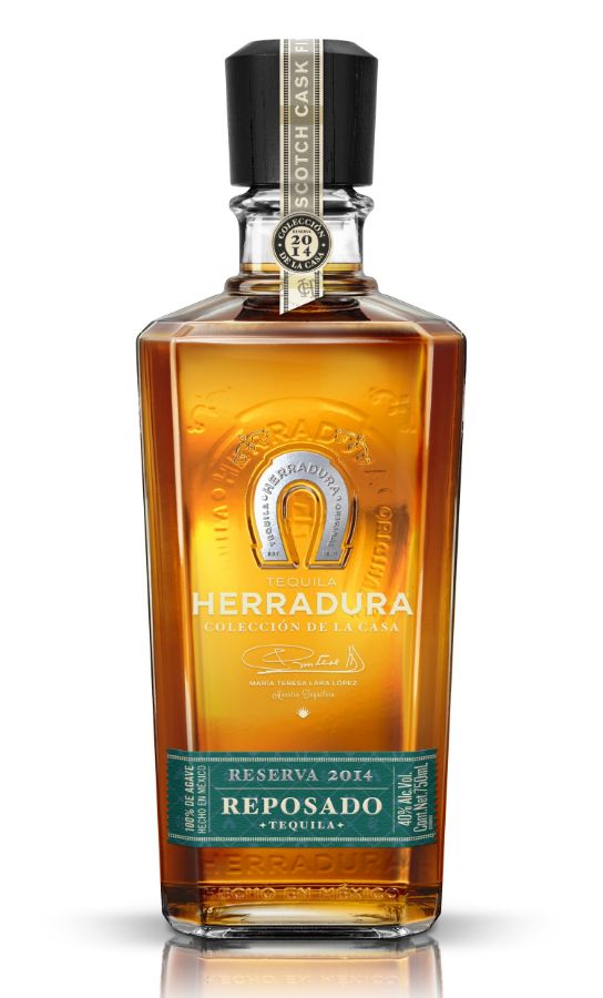 Detail Tequila With Horseshoe On Label Nomer 34