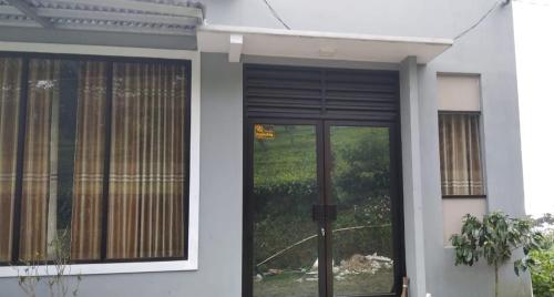 Detail Teralis Depan Rumah Nomer 34