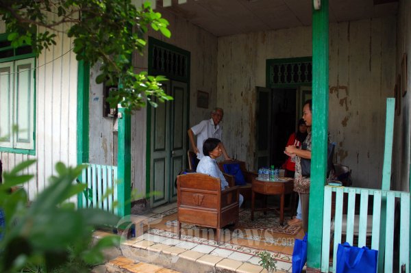 Detail Teras Rumah Betawi Nomer 29