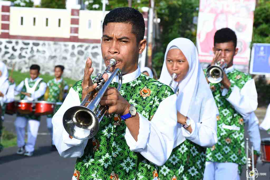 Detail Terompet Marching Band Nomer 38