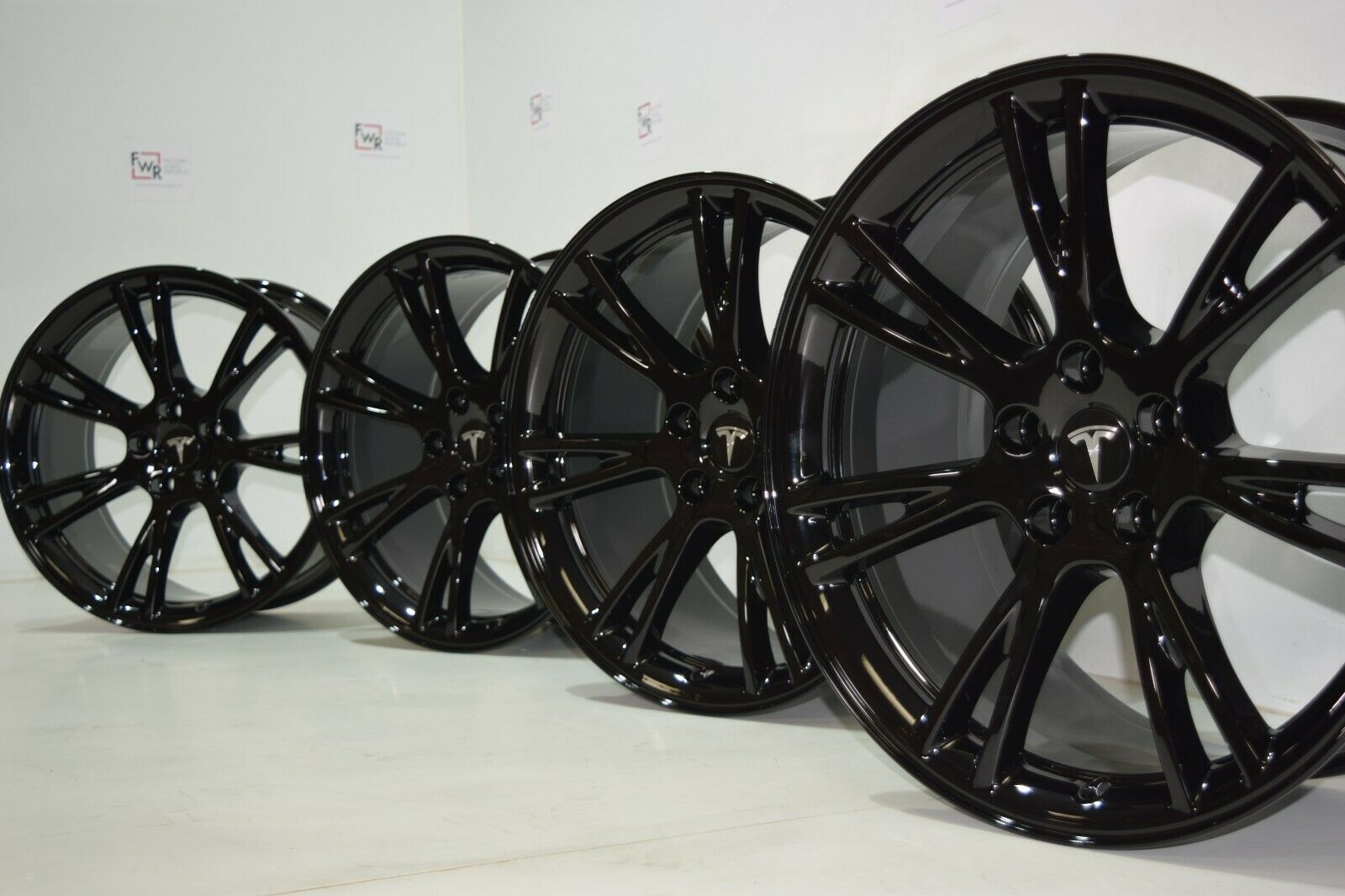 Detail Tesla Gemini Wheels Black Nomer 16