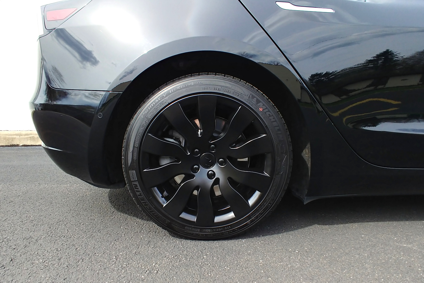 Detail Tesla Gemini Wheels Black Nomer 34