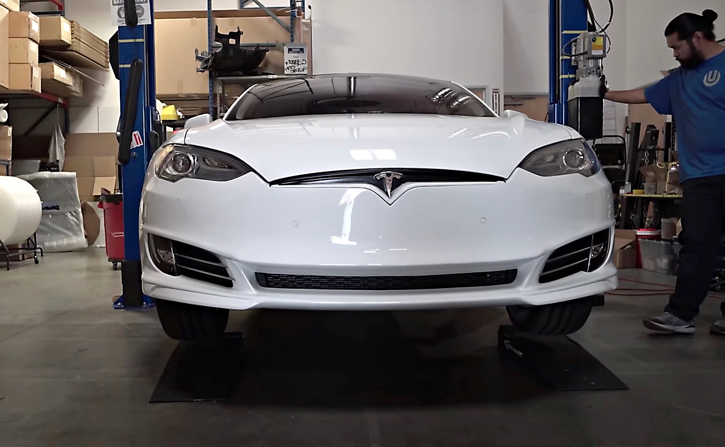 Tesla Model S Nose Cone - KibrisPDR