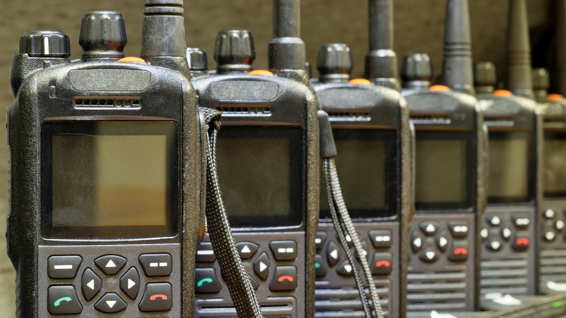 Detail The First Walkie Talkie Nomer 20