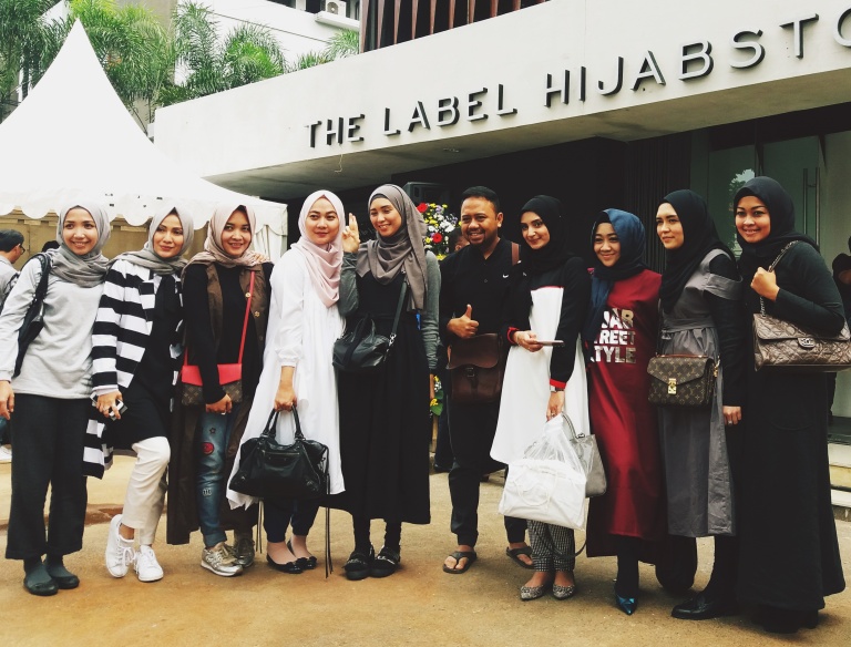 Detail The Label Hijab Story Bandung Nomer 30
