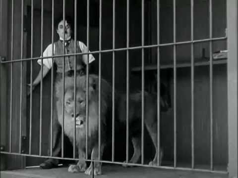 Detail The Lions Cage Charlie Chaplin Nomer 20