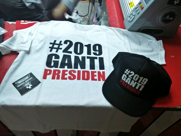 Detail Download Logo 2019 Ganti Presiden Nomer 43