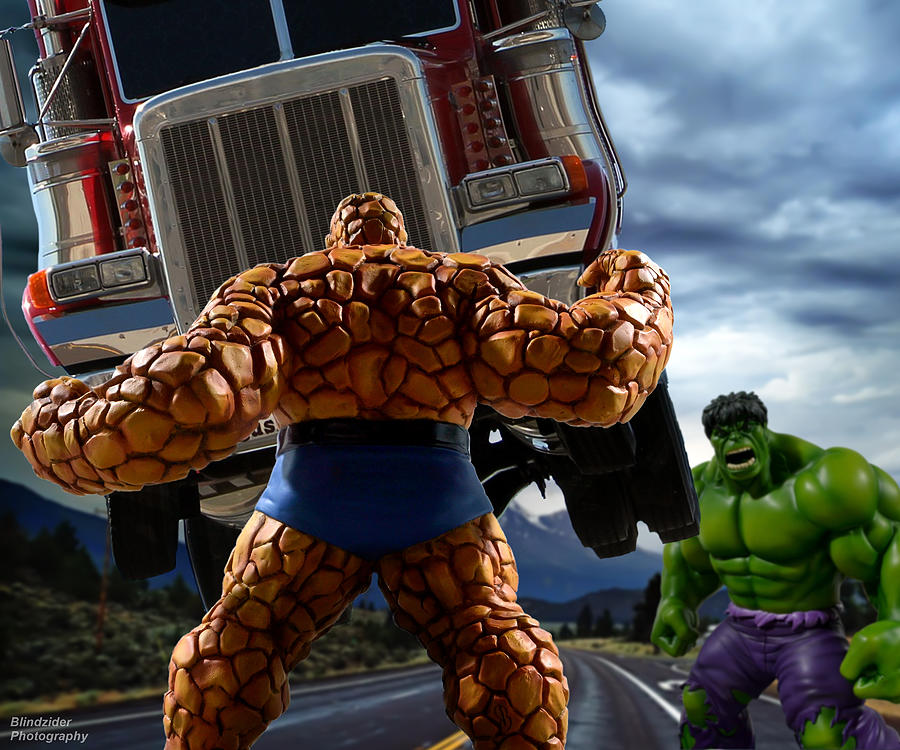 Detail The Thing Vs Hulk Nomer 23