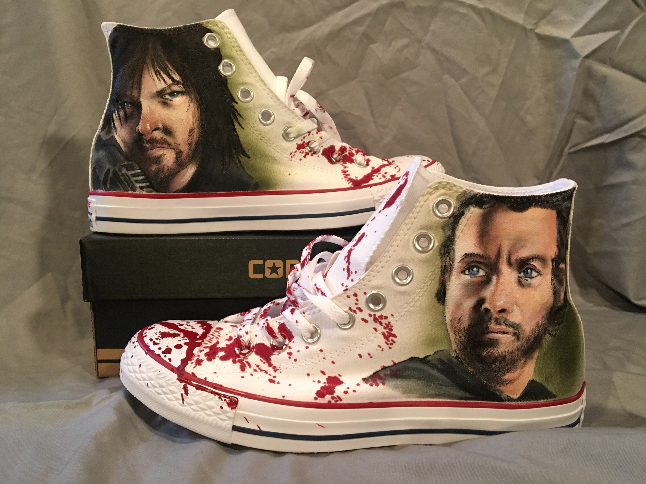 Detail The Walking Dead Shoes Converse Nomer 18