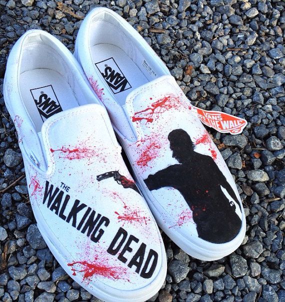 Detail The Walking Dead Shoes Converse Nomer 36