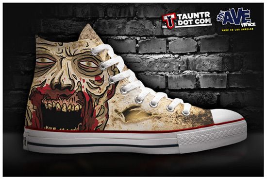 Detail The Walking Dead Shoes Converse Nomer 9