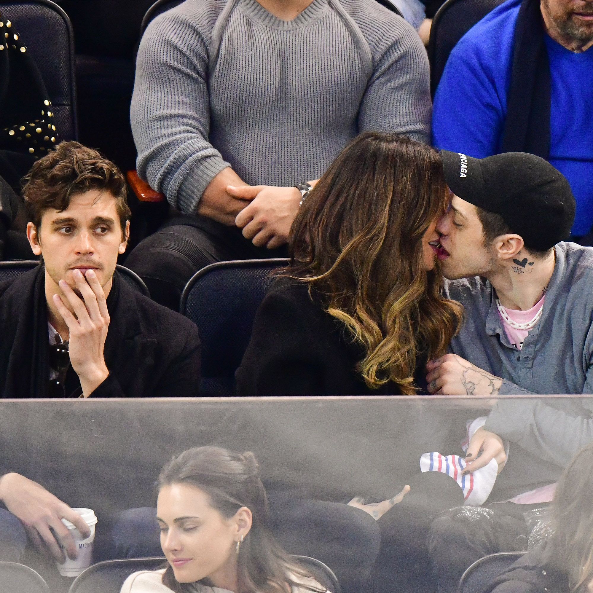 Detail Third Wheel Meme Nomer 22