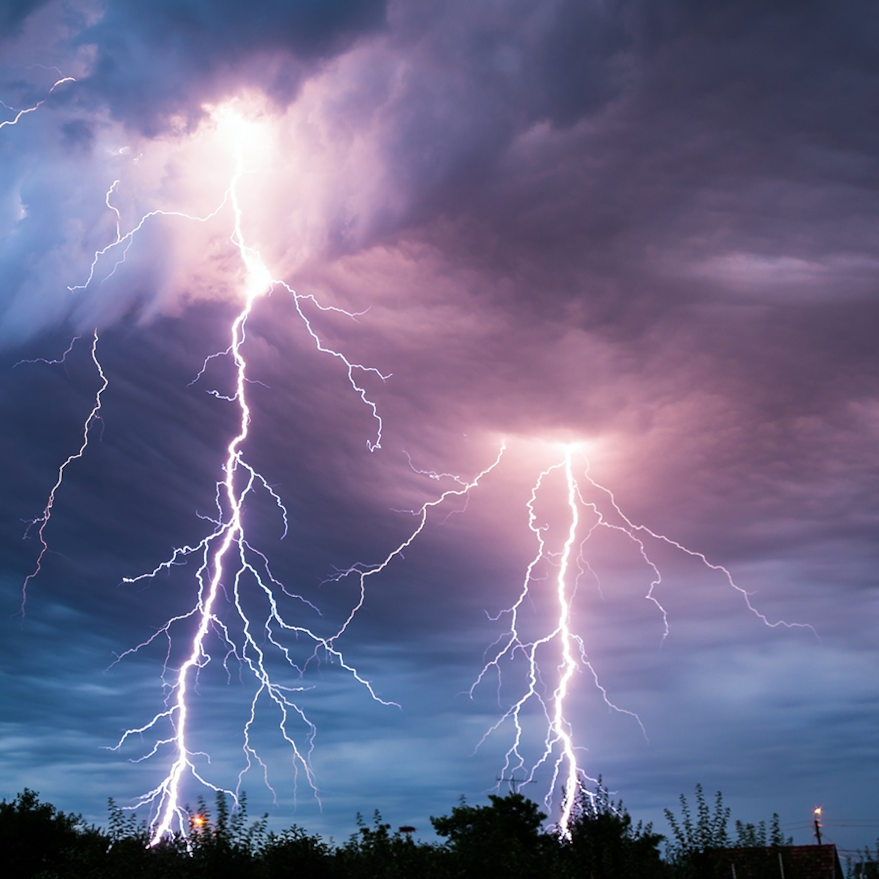 Detail Thunder And Lightning Images Nomer 3