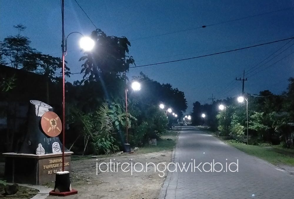 Detail Tiang Lampu Jalan Desa Nomer 4