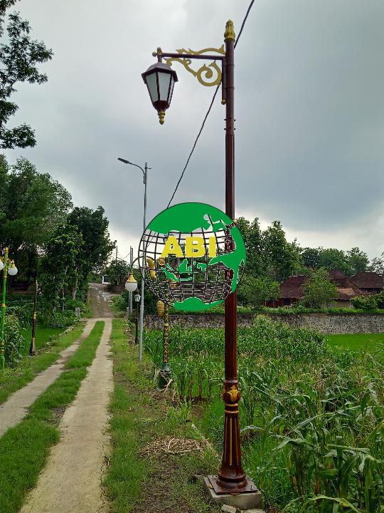 Detail Tiang Lampu Jalan Minimalis Nomer 17