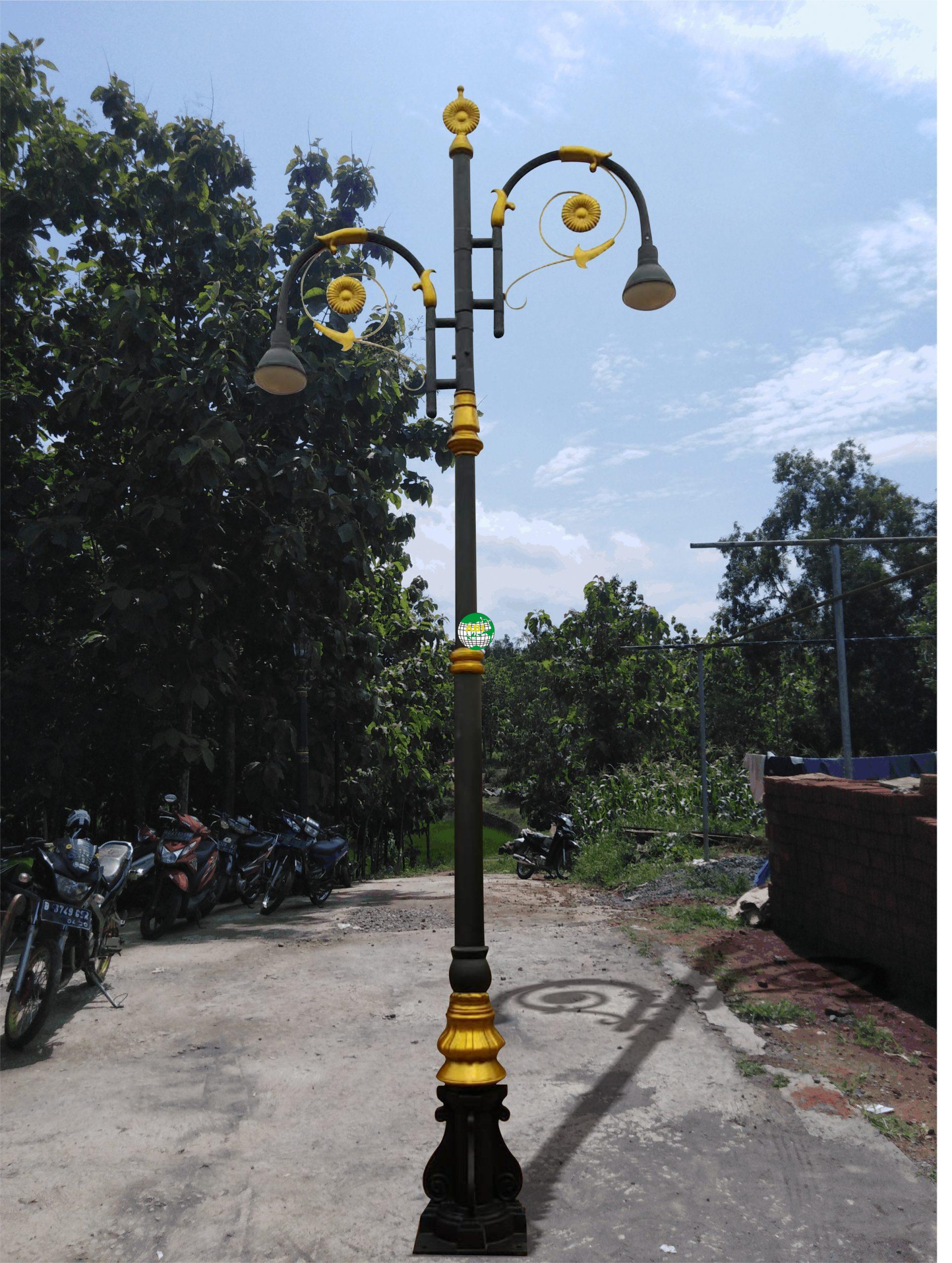 Detail Tiang Lampu Jalan Minimalis Nomer 24