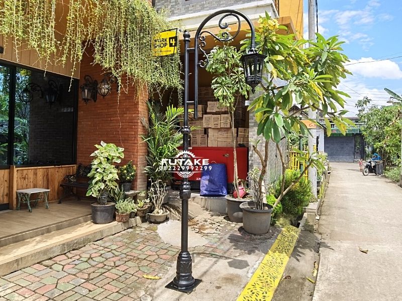 Detail Tiang Lampu Jalan Minimalis Nomer 44