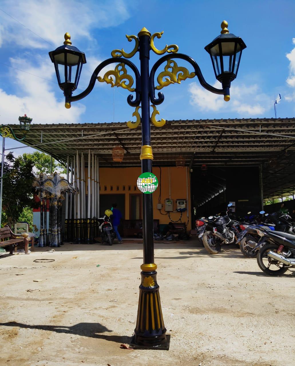 Detail Tiang Lampu Jalan Minimalis Nomer 49