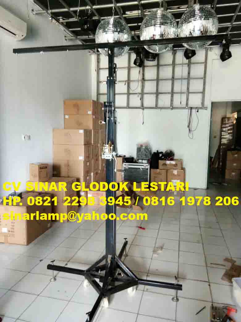 Detail Tiang Lampu Sorot Nomer 38