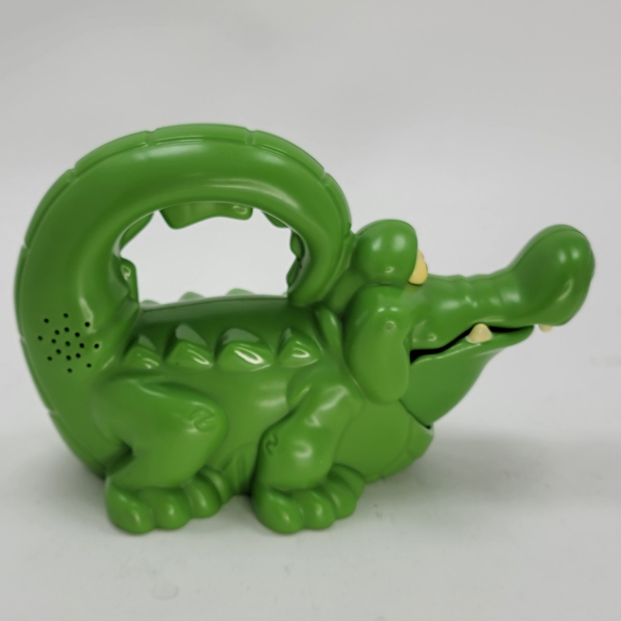Detail Tick Tock Croc Flashlight Nomer 23
