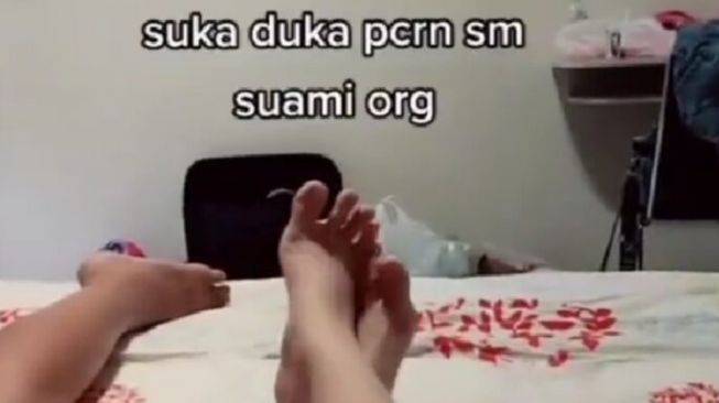 Detail Tidur Sama Pacar Nomer 8