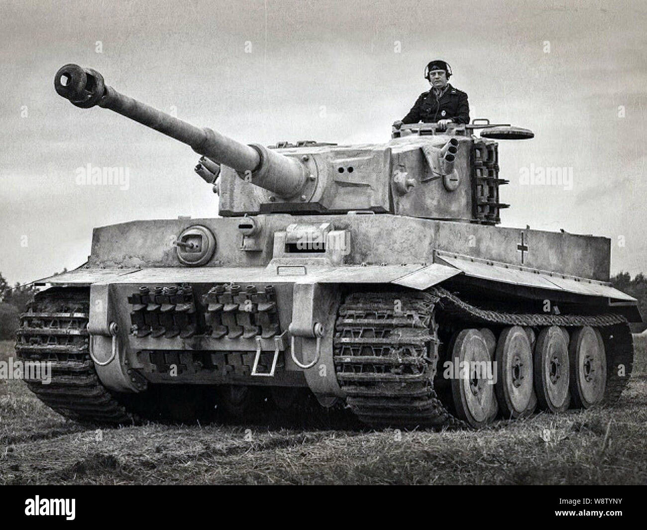 Detail Tiger Tank Images Nomer 45