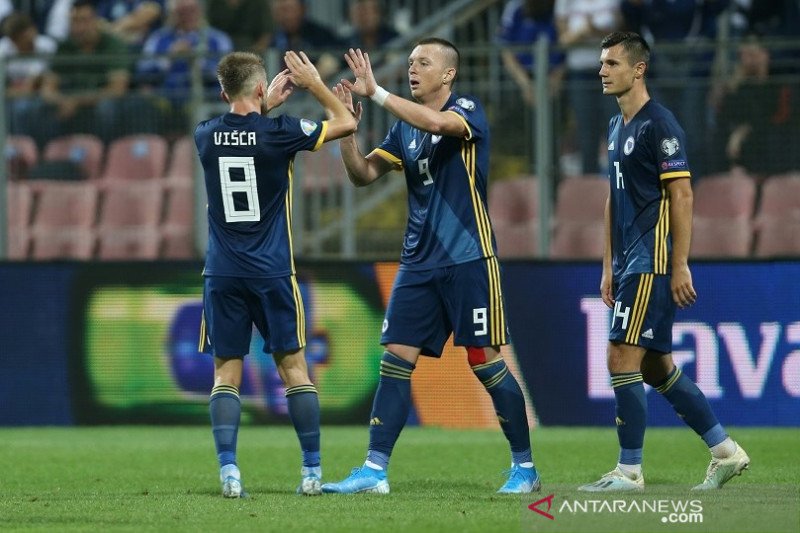 Detail Tim Nasional Sepak Bola Bosnia Dan Herzegovina Nomer 12