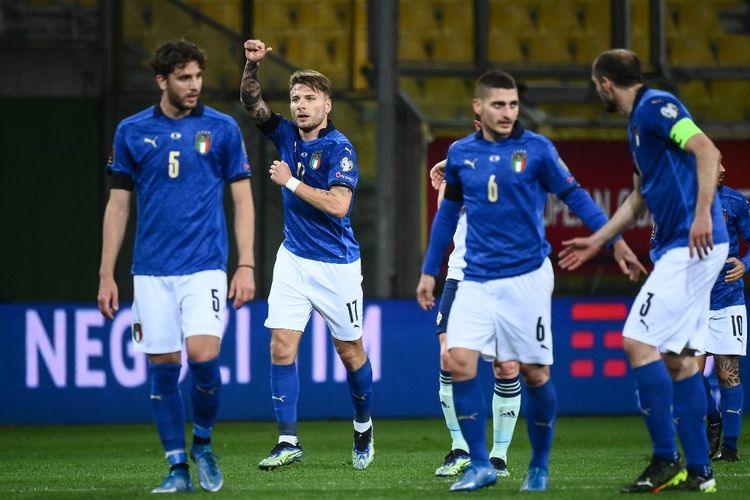 Detail Tim Nasional Sepak Bola Italia Nomer 12