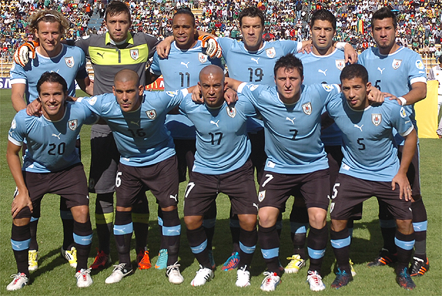 Detail Tim Nasional Sepak Bola Uruguay Nomer 7
