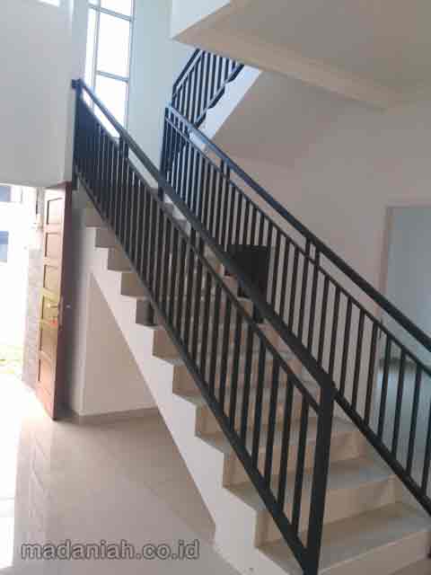 Detail Tinggi Railing Tangga Rumah Nomer 16