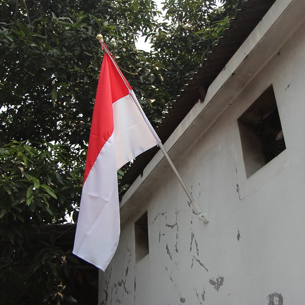 Detail Tinggi Tiang Bendera Depan Rumah Nomer 19