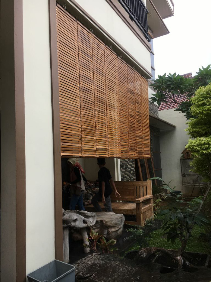 Detail Tirai Depan Rumah Nomer 27