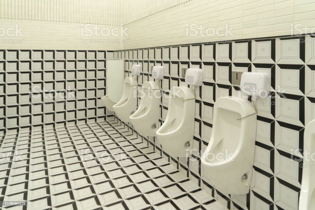 Detail Toilet Umum Pria Nomer 11