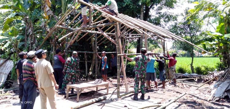 Detail Tolong Menolong Di Rumah Nomer 30