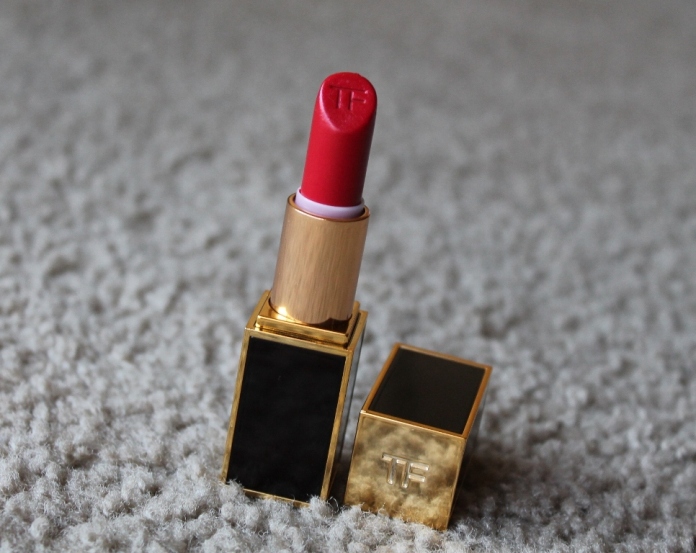 Detail Tom Ford Cherry Bomb Nomer 25