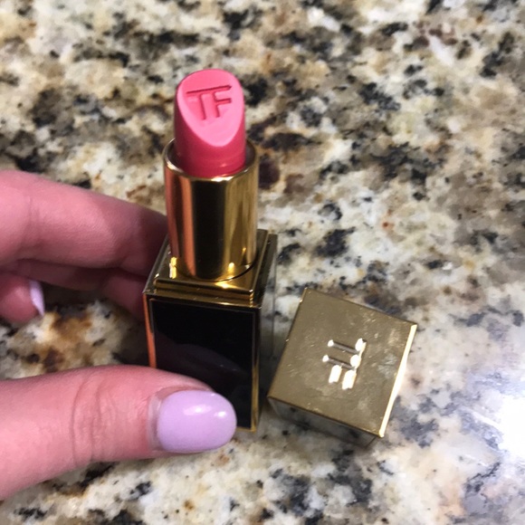 Detail Tom Ford Flamingo Lipstick Nomer 43